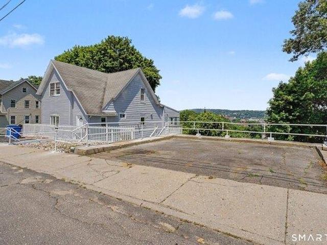 House for sale in Waterbury, Connecticut