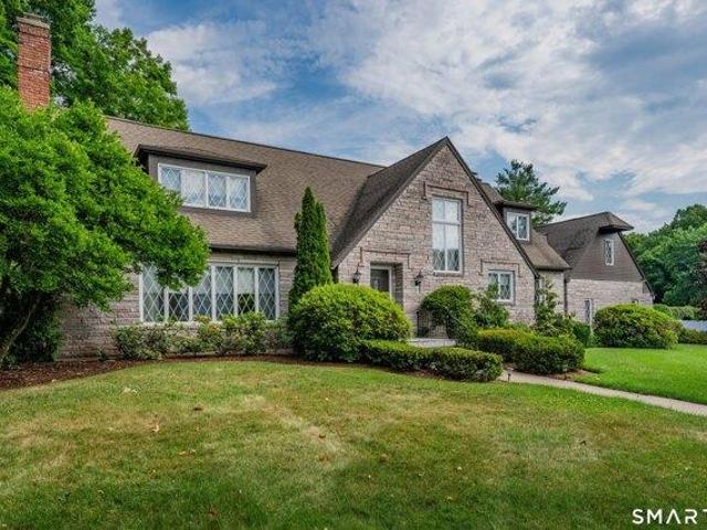 House for sale in Waterbury, Connecticut