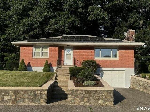 House for sale in Waterbury, Connecticut