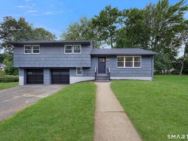 House for sale in Waterbury, Connecticut