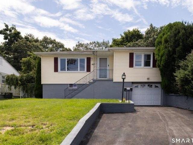 House for sale in Waterbury, Connecticut