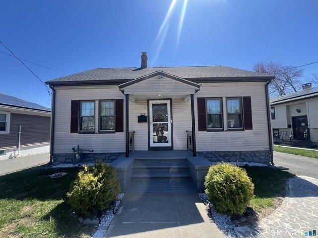 House for sale in Waterbury, Connecticut