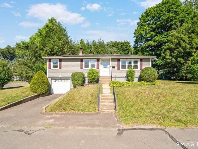 House for sale in West Side Hill, Waterbury