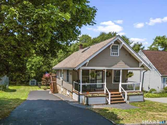 House for sale in Waterford, Connecticut