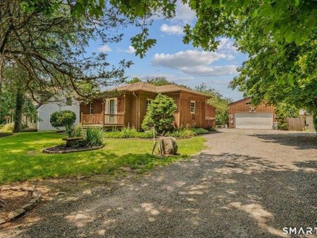 House for sale in Waterford, Connecticut