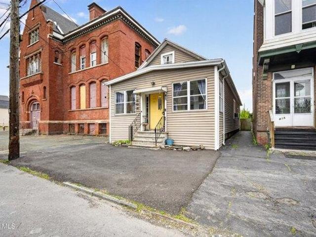 House for sale in Watervliet, New York