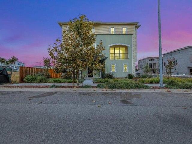 House for sale in Freedom, California