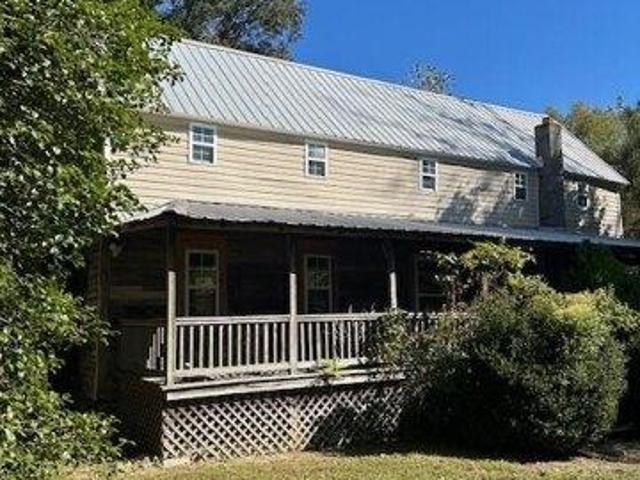 House for sale in Waverly