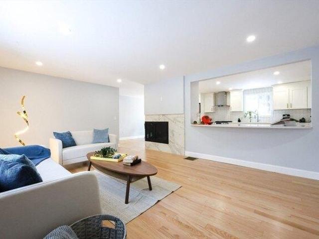 House for sale in Wayland