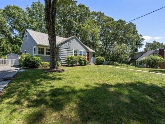 House for sale in Wayland