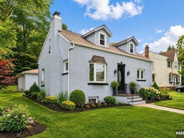 House for sale in Passaic, New Jersey