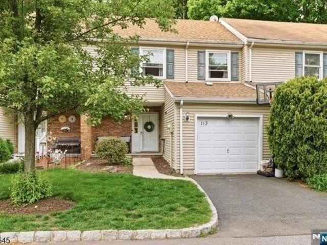 House for sale in Wayne, Passaic County
