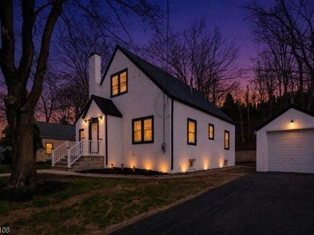 House for sale in Wayne, Passaic County