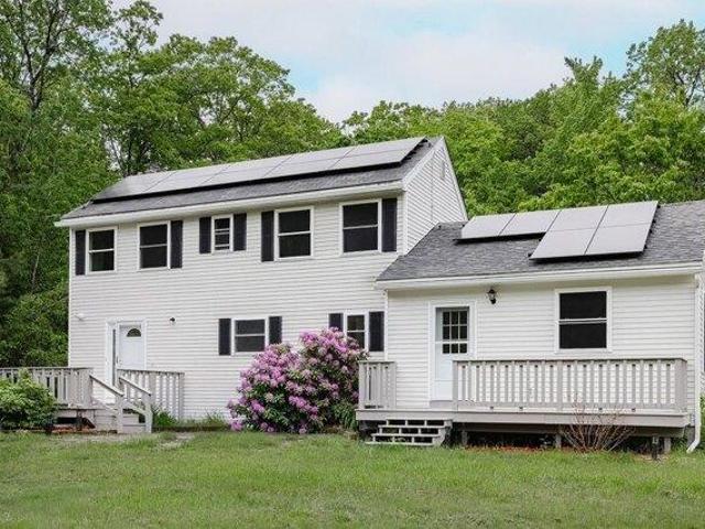 House for sale in New Hampshire