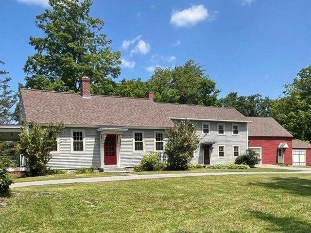 House for sale in New Hampshire