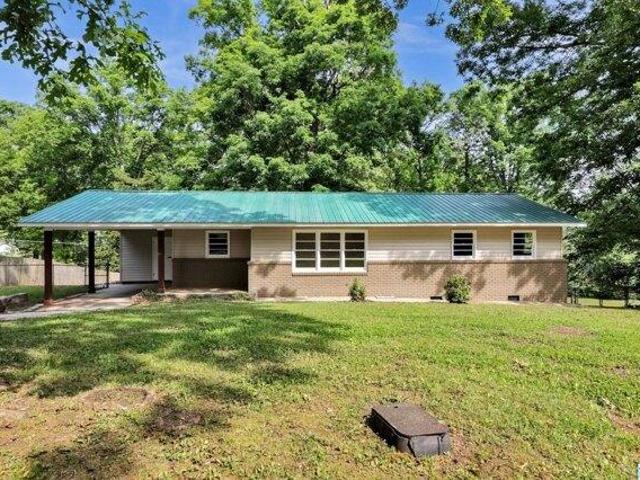 House for sale in Weaver