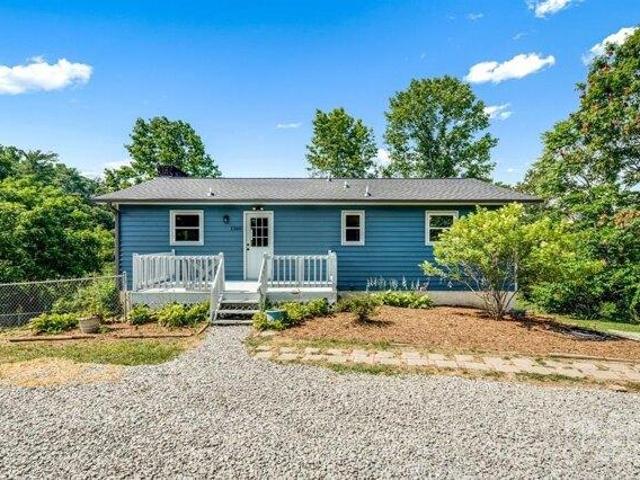 House for sale in Weaverville, North Carolina