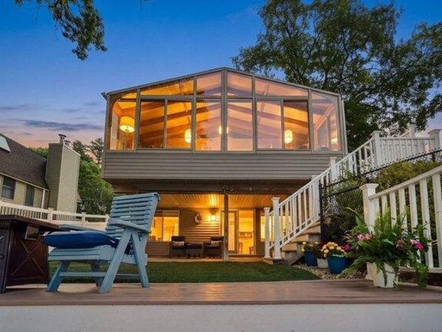 House for sale in Loveland, Webster