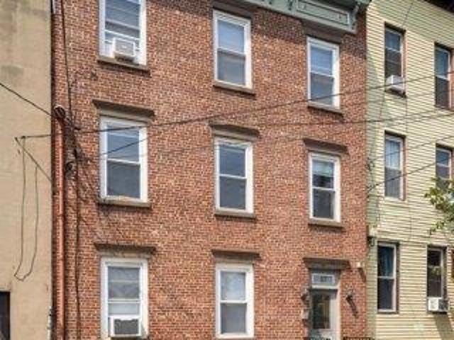 House for sale in Hudson, New Jersey