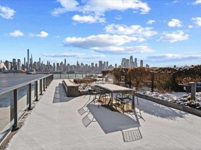 Condo for sale in Hudson, New Jersey