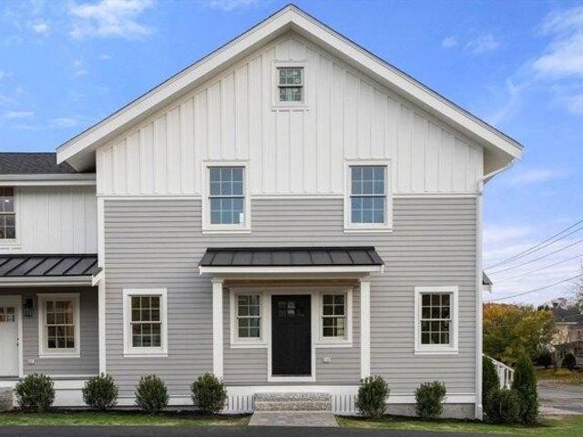 Condo for sale in Wellesley, Massachusetts