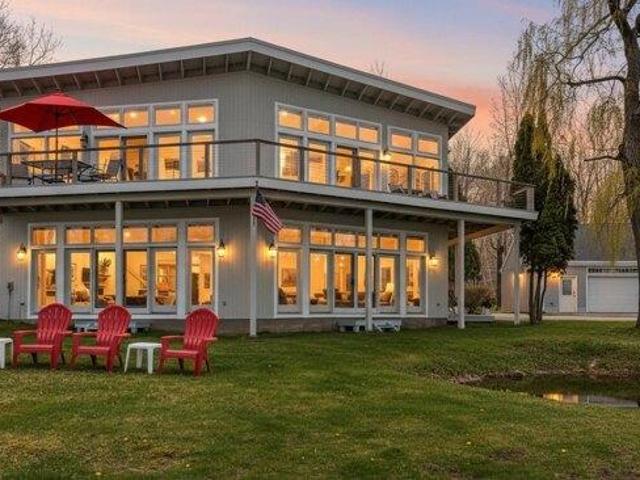 House for sale in Maine
