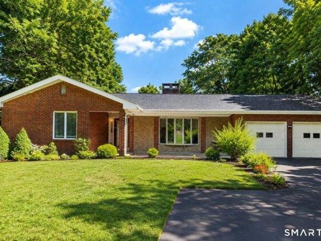 House for sale in Bishop's Corner, West Hartford