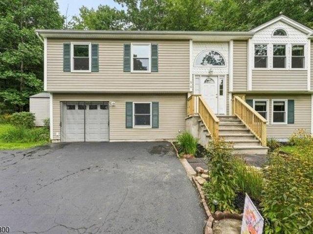 House for sale in Passaic, New Jersey
