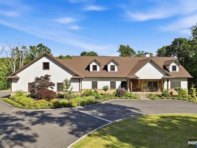 House for sale in Passaic, New Jersey