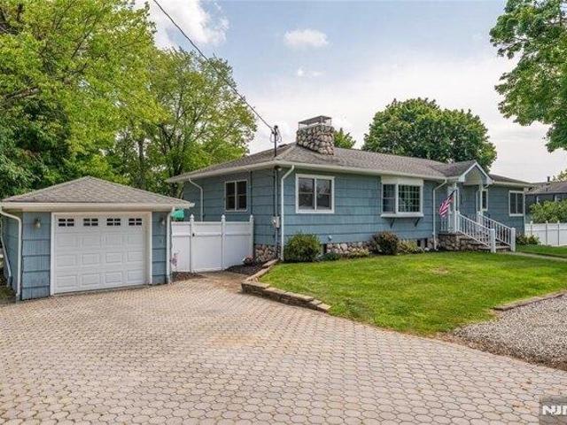 House for sale in Passaic, New Jersey