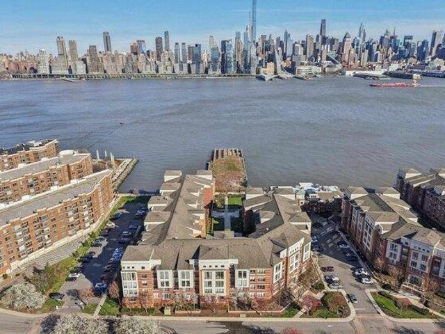 Condo for sale in Hudson, New Jersey