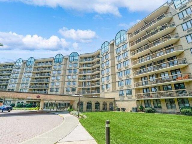 Condo for sale in West Orange, New Jersey