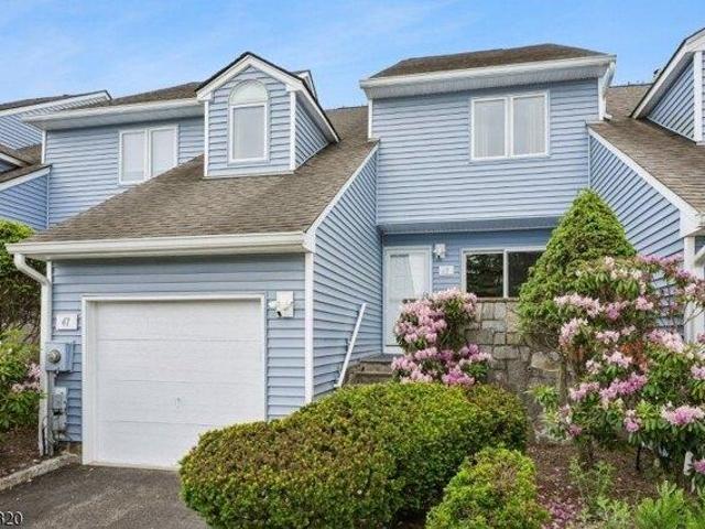 Condo for sale in West Orange, New Jersey