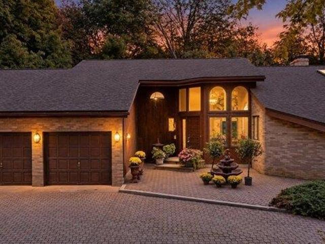 House for sale in Ashleyville, West Springfield