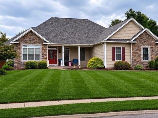 House for sale in Ridgecrest, Westfield