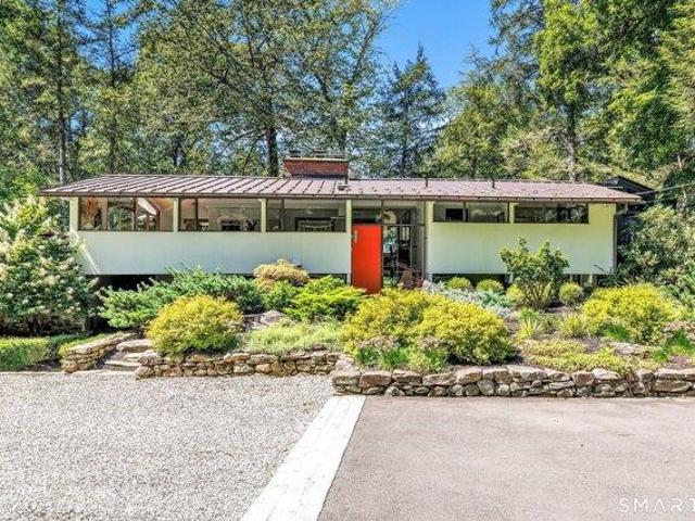 House for sale in Lyons Plain, Weston
