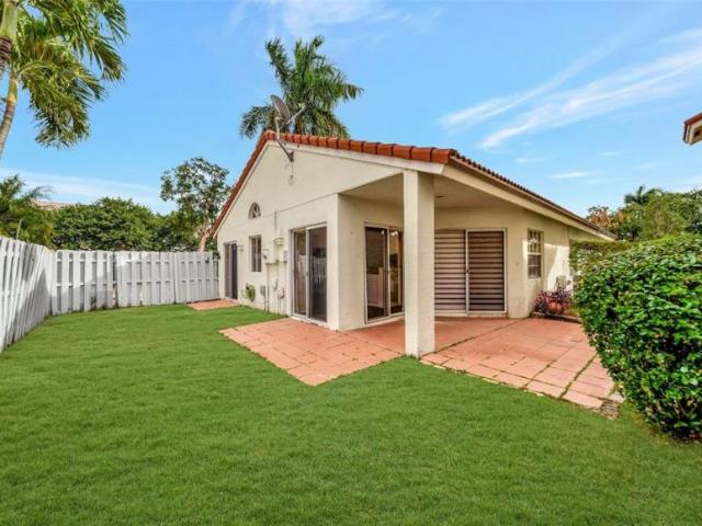 House for rent in Weston