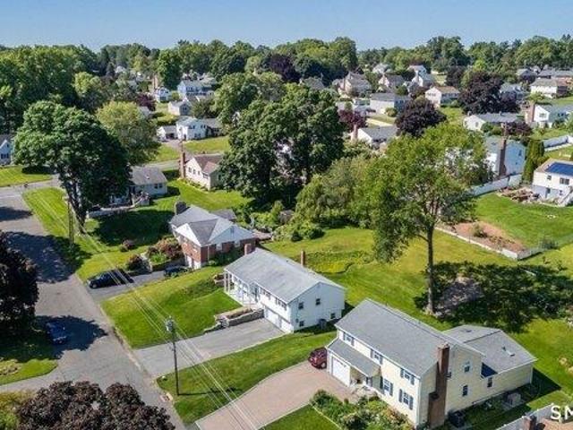House for sale in Wethersfield, Connecticut