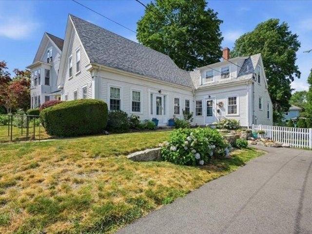 House for sale in Whitman, Massachusetts