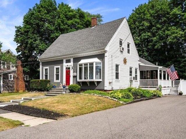 House for sale in Whitman, Massachusetts