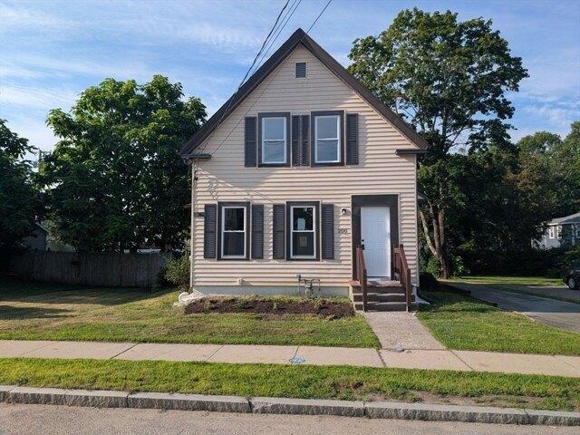 House for sale in Whitman, Massachusetts