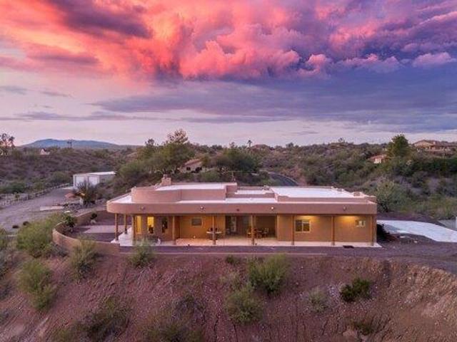 House for sale in Wickenburg, Arizona