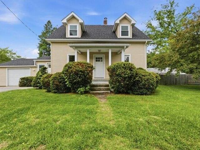 House for sale in Hampden, Massachusetts