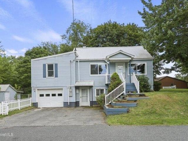 House for sale in White Oaks, Williamstown