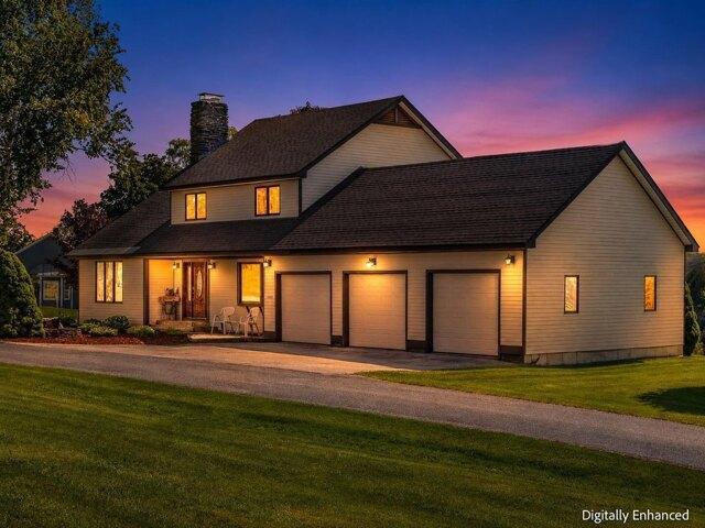 House for sale in Williamstown, Vermont