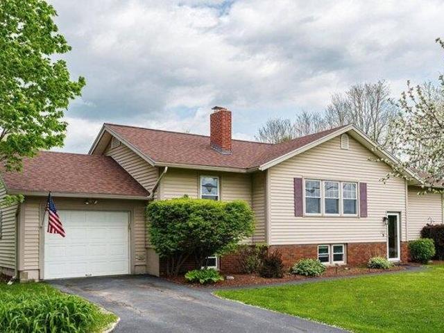 House for sale in Williston, Vermont