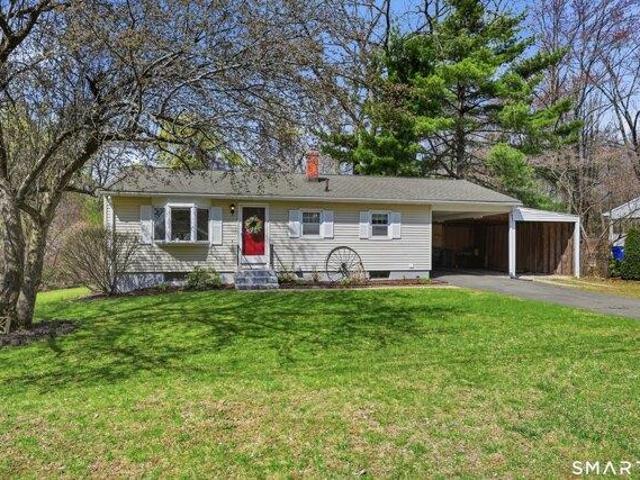House for sale in Windsor Locks, Connecticut