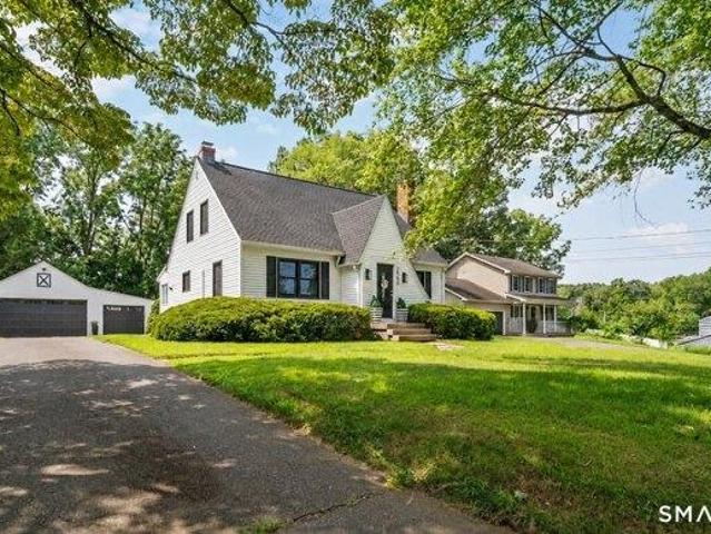 House for sale in Windsor Locks, Capitol Planning Region