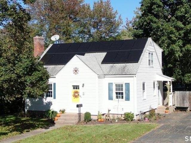 House for sale in Windsor Locks, Capitol Planning Region