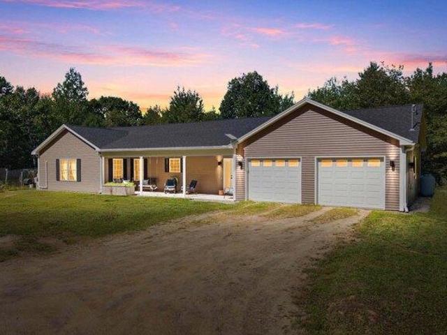 House for sale in Windsor, Maine